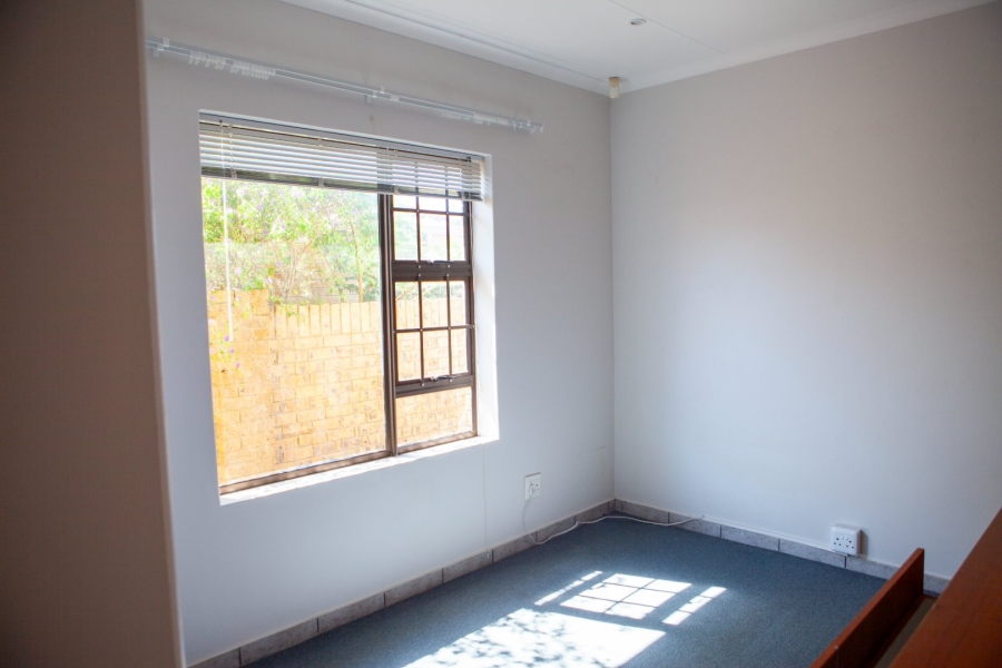 3 Bedroom Property for Sale in Blombosch Western Cape